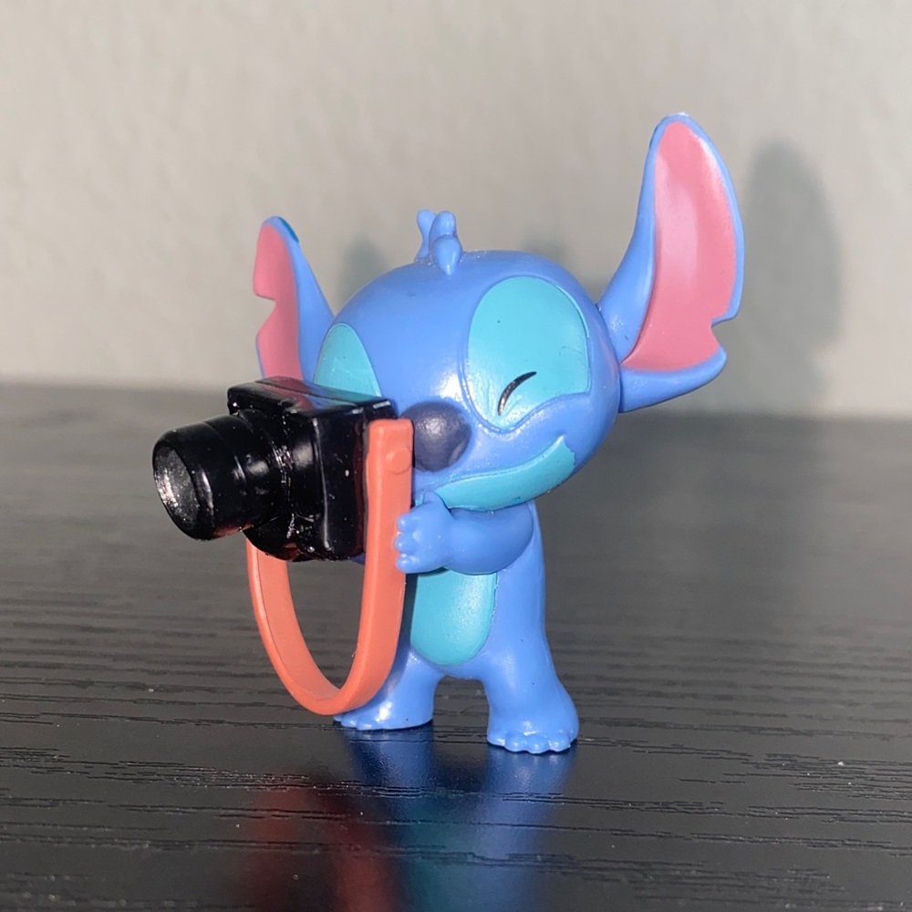 💋Disney Stitch That's So Stitch Photographer Collectible Figure!